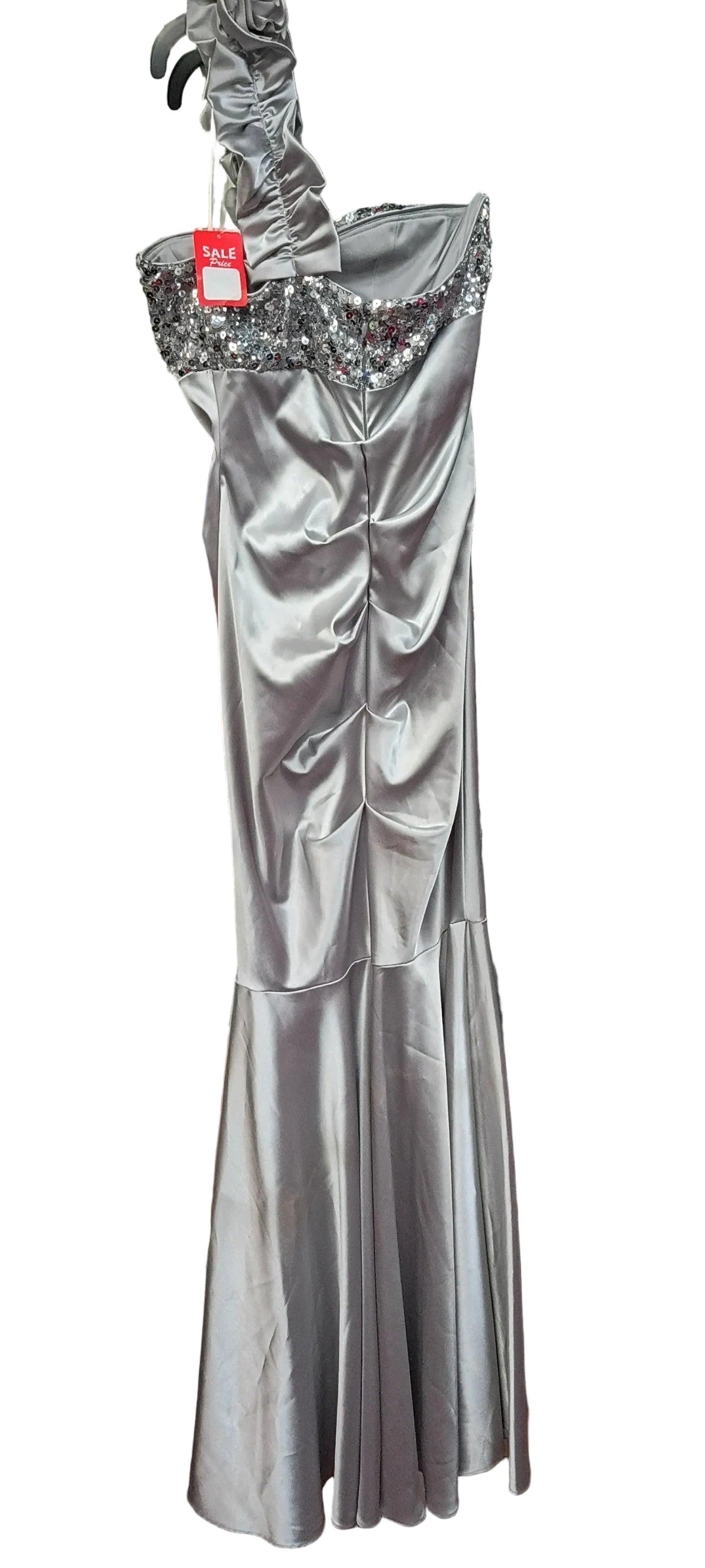 Beautiful Gala Occasion Outfit